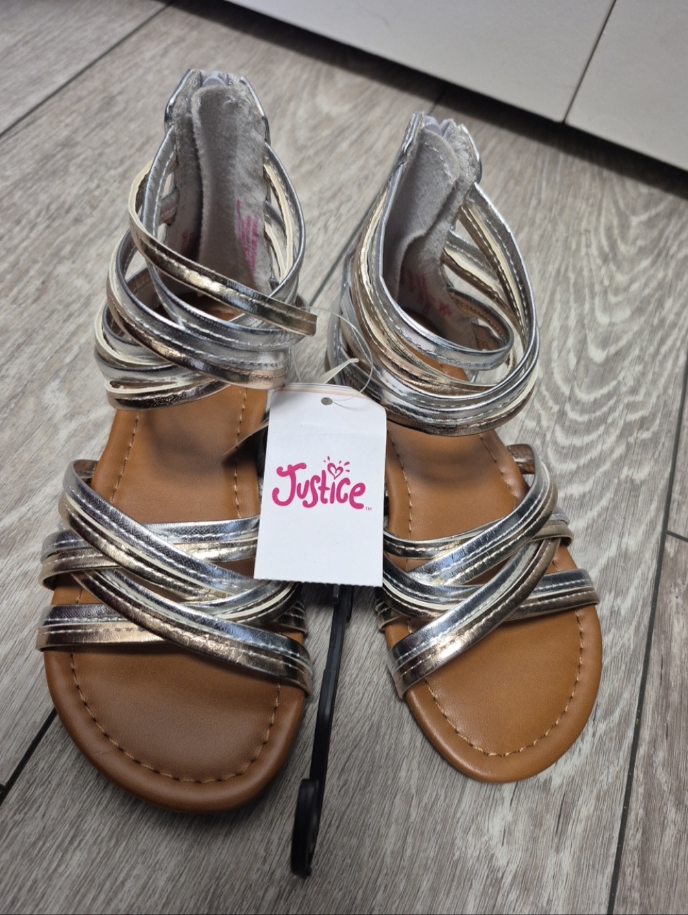 Justice Girls Colette Silver Strappy Gladiator Sandals Back Zip Size 13. Open To